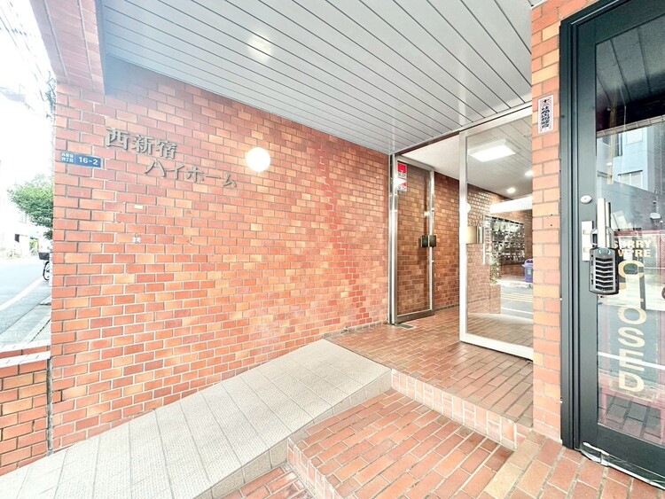 エントランス 上質感漂う玄関アプローチです。