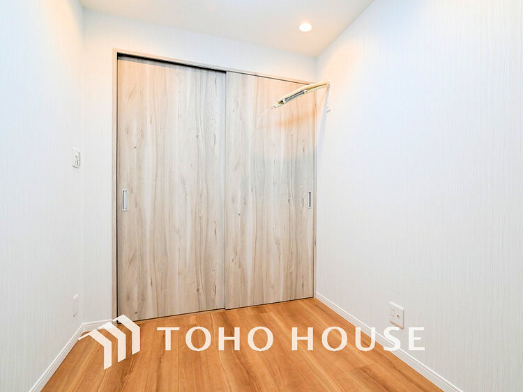 内装 木目調の落ち着いた雰囲気のお部屋