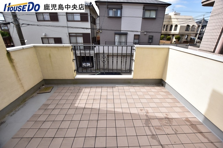 その他 【バルコニー】広々とした西向きのバルコニーです！