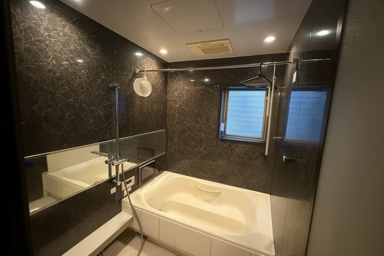 風呂 『浴室暖房乾燥機付き』広々とした清潔感ある浴室♪