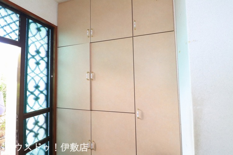 その他 【シューズボックス】高さがあり大きなシューズボックス付き！家族全員の靴だけでなく、趣味のものも収納可能な広さ