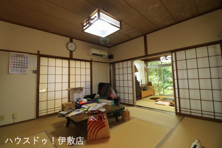 内装 【1F和室】続き間になっており、広々とした空間です！サンルームも隣接しております