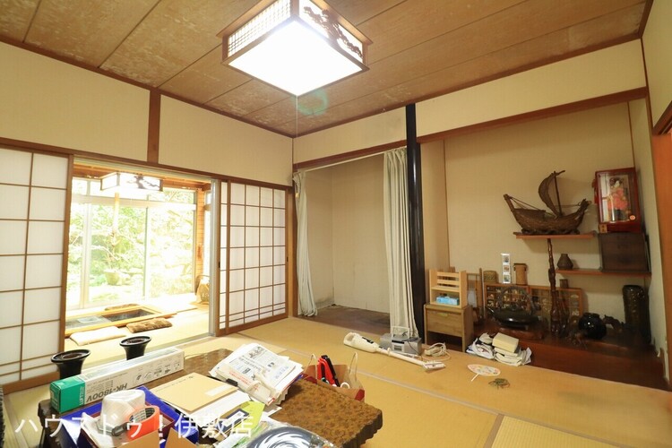 内装 【1F和室】「他社で住宅ローンに落ちてしまった」「車のローンが残っている」など、住宅ローンでお困りの方はぜひ一度弊社までご相談ください。