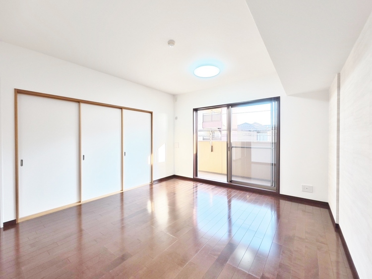 居間 豊かな居住性と、安心感を満たすクオリティが見事に調和した住空間。