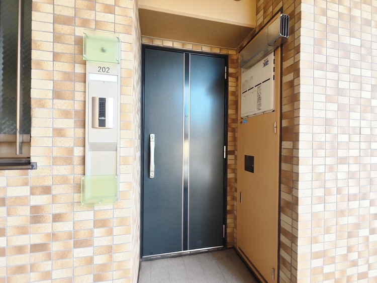 玄関 玄関を開ければ、そこは安らぎのご自宅。