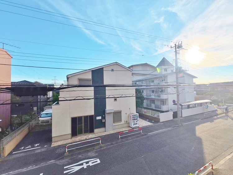 バルコニー 頬をなでる、優しい風を感じることが出来ます。