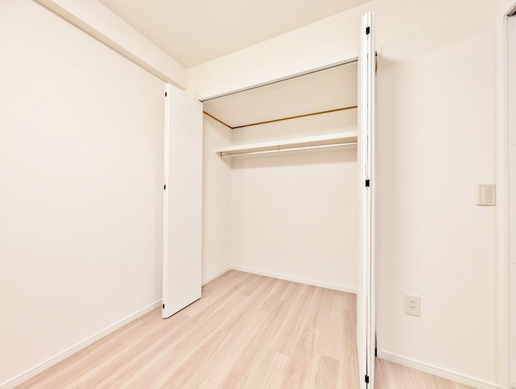 収納 居室にはクローゼットがあり、荷物もスッキリ収納して快適にお過ごしいただけます。