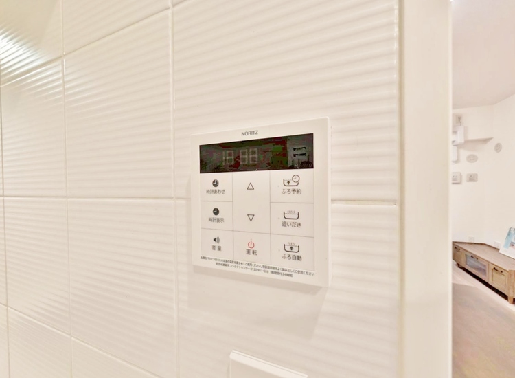 設備 見やすい画面で操作しやすい給湯パネルです。