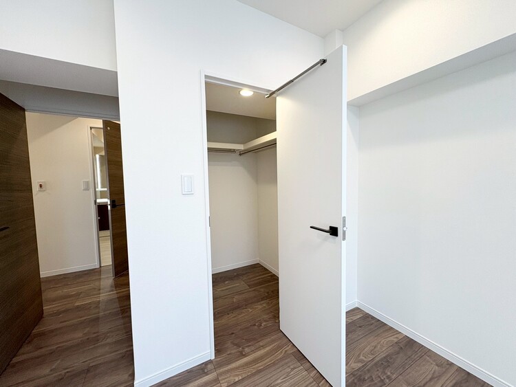 その他 収納スペースが付いていて、お部屋を広く使っていただけます。