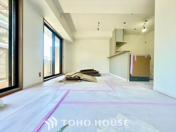 内装 【LIVING】◆家族◆愛する家族を一目で見渡せる。家族が集う空間。永遠に続く幸せな毎日を、ここで。