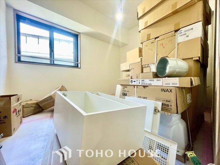 内装 【PRIVATE ROOM】◆属毛離裏◆子は父を手本とし、母に愛育されて成長する。家族の深い繋がり。いつまでも大切にしたい。