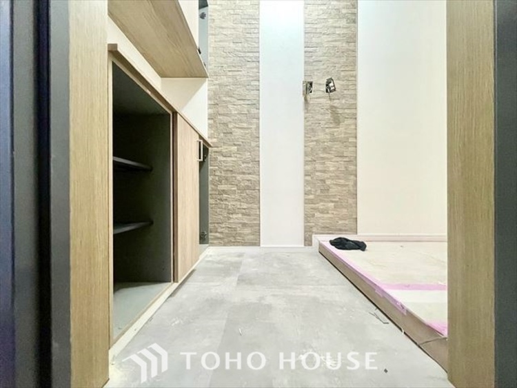 玄関 【ENTRANCE】◆家の顔◆玄関は家の顔。収納上手は玄関を制する。