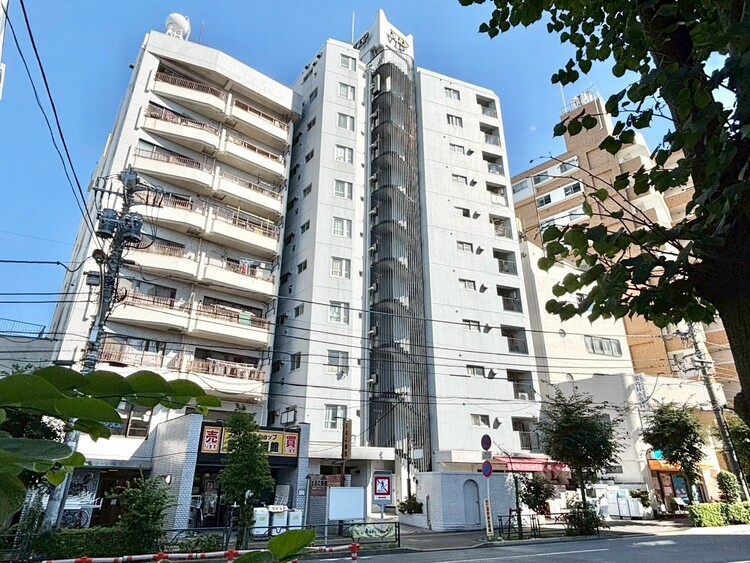 外観 ライフプランニングからローンまで、一貫してご説明させていただきます。お気軽にお問い合わせくださいませ。