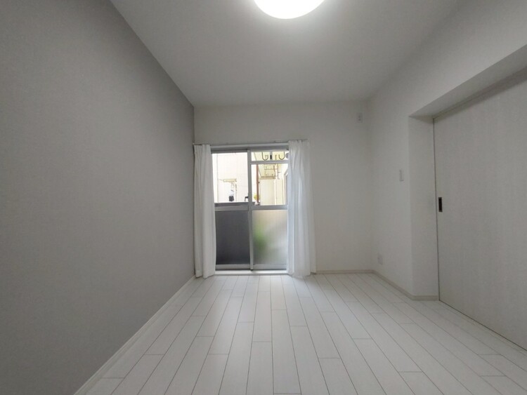 その他 清かで艶やかな時間をもたらしてくれる室内です。