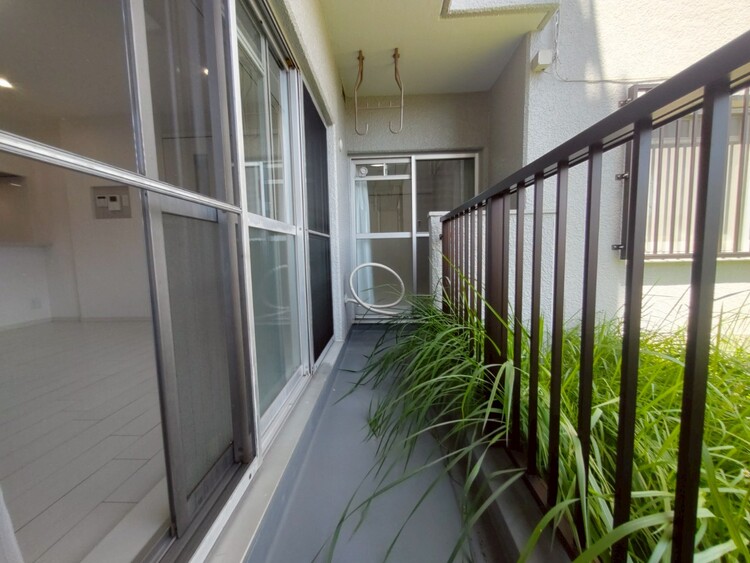 その他 朝の澄んだ空気や、夕方に吹く清々しい風を感じられるバルコニー。