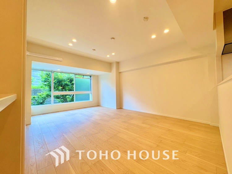 内装 【LIVING】◆simple is best◆無駄のない綺麗なつくりのリビングルームであなただけの暮らしを。