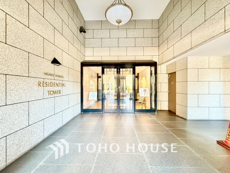 風呂 ◆浴室◆の温もりを感じ、ふわりと寄り添う太陽の妖精たちが自然と僕達を微睡ませる。うとうとしたい訳ではないがそんな時間が嫌いじゃない自分がここにいる。