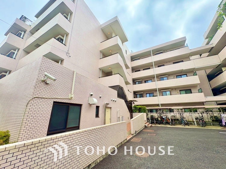 外観 【そよぐ風、緑の香り】澄み切った空気。移ろう季節の中、ゆっくりと流れる時間を、大切な人と愛でる至福。幸せを噛みしめる穏やかな生活。