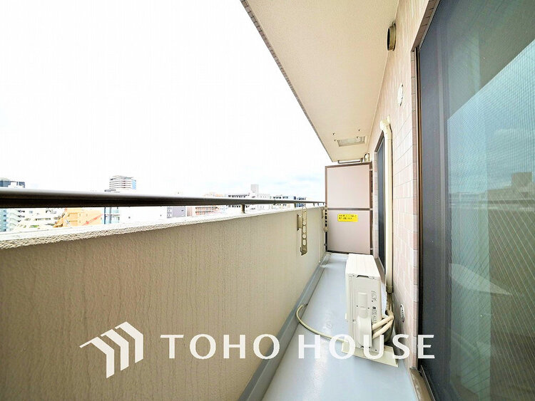 バルコニー 陽当たり良好なバルコニー