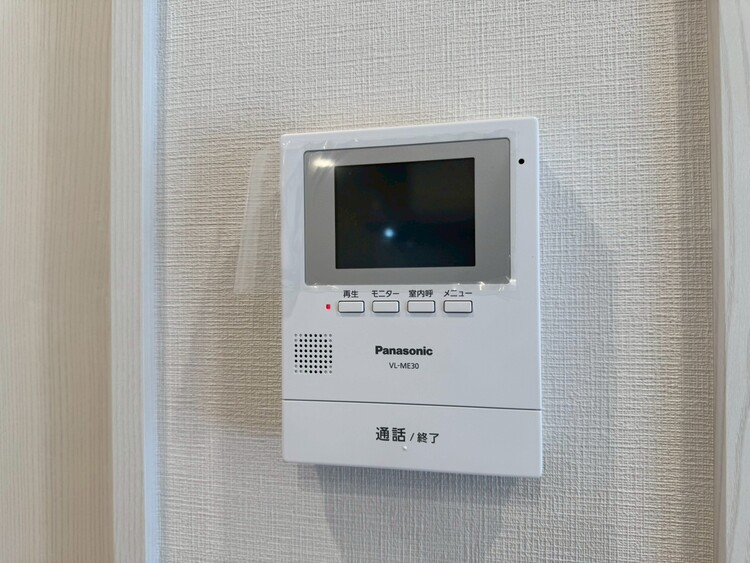 その他 誰が来てもわかる様にモニター付きインターホンを設置。