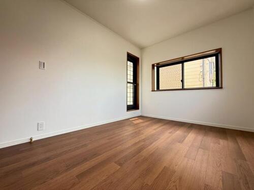 多摩市連光寺6丁目の画像