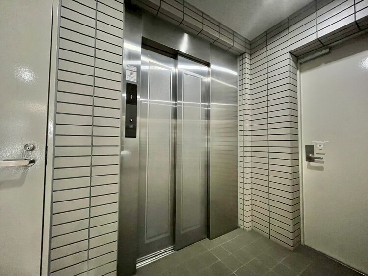 その他 エレベーターの管理も、きちんと行き届いてます。