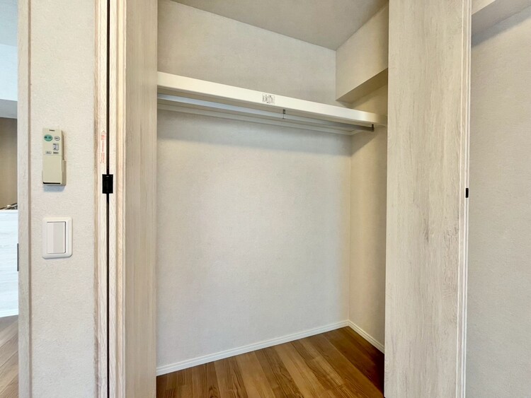 収納 居室にはクローゼットがあり、荷物もスッキリ収納して快適にお過ごしいただけます。