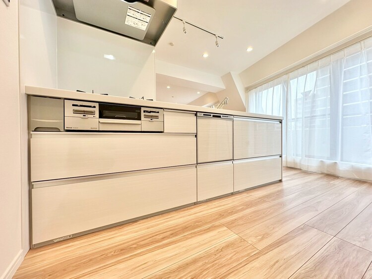 キッチン 開放感のあるキッチンスペース。調理をしながら、会話も弾みそうですね。