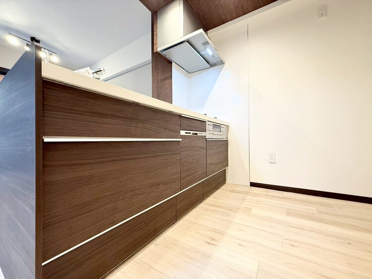 キッチン 洗練されたスタイリッシュなデザイン性と使いやすさを備えた仕様。