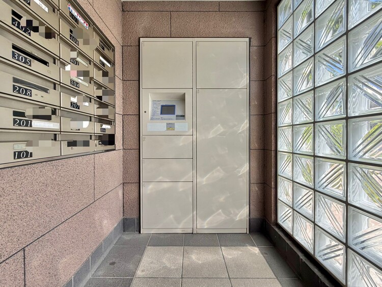 設備 共働きなど不在が多い方、ネット通販の利用が多い方に大変便利。