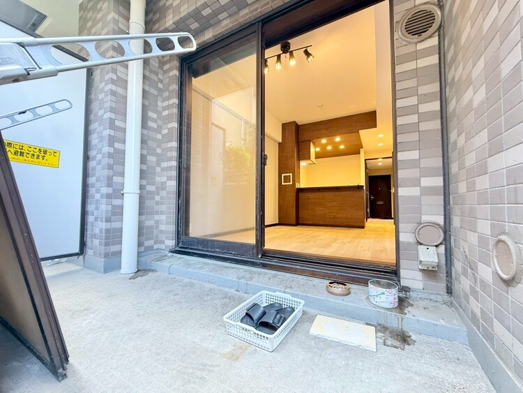 バルコニー 暮らしの中で、光と風を演出してくれるバルコニー。