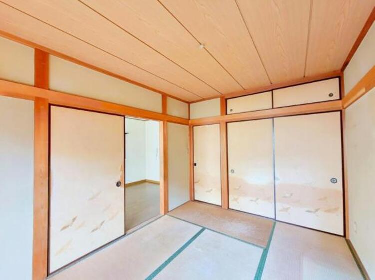 内装 和室が各階にございます。ごろんと寝転がれる贅沢な空間です