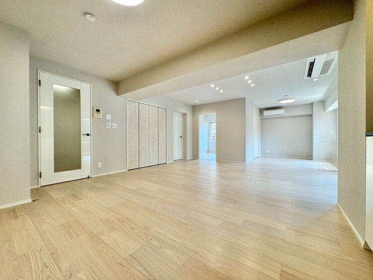 その他 伸びやかな空間のなかで、ゆったりとしたひとときを過ごせます。