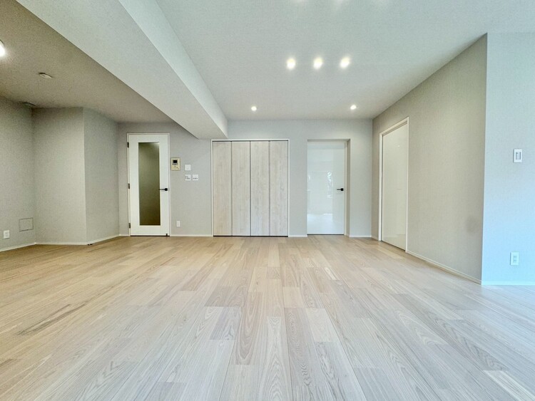 その他 シンプルな内装と偏り過ぎないデザインで統一しました。