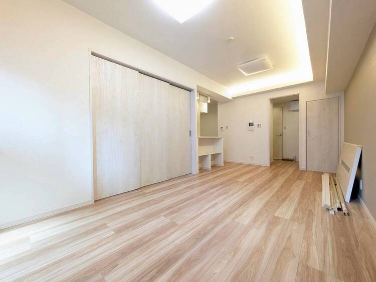 居間 シンプルな内装と偏り過ぎないデザインで統一しました。