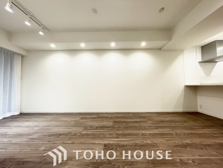 内装 【LIVING】◆simple is best◆無駄のない綺麗なつくりのリビングルームであなただけの暮らしを。