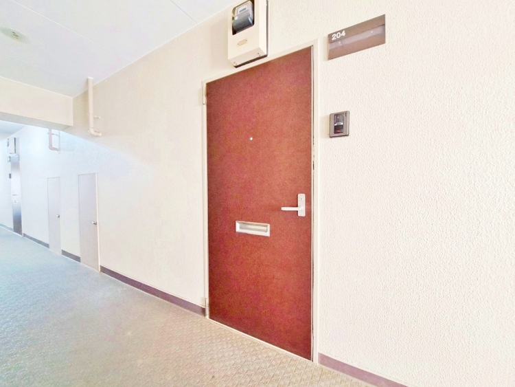 玄関 玄関を開ければ、そこは安らぎのご自宅。