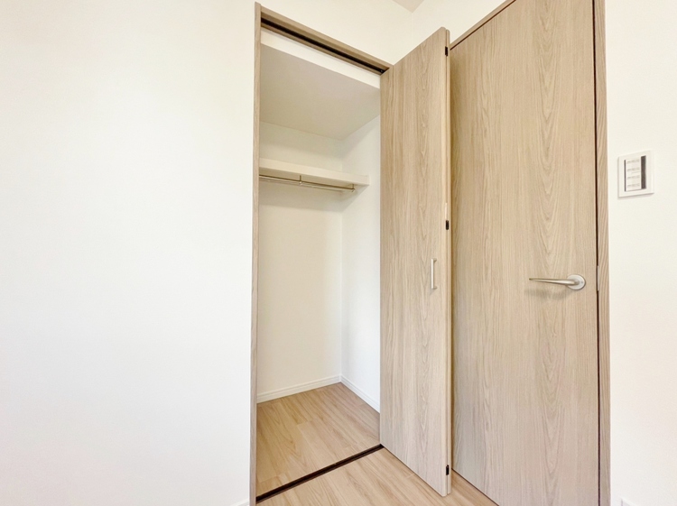 収納 居室にはクローゼットがあり、荷物もスッキリ収納して快適にお過ごしいただけます。