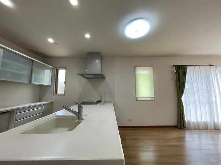 居間 過ごす時間が、たくさんの思い出として紡がれていく場所。