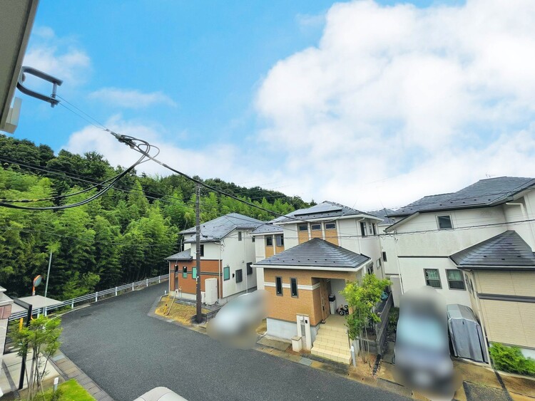 バルコニー 頬をなでる、優しい風を感じることが出来ます。