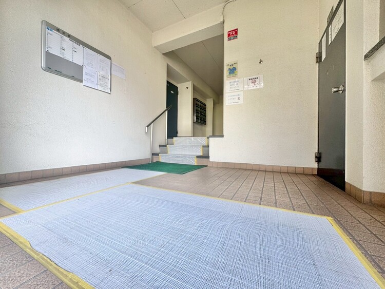 その他 館内は静寂な中が保たれており、管理が行き届いている印象を受けました。