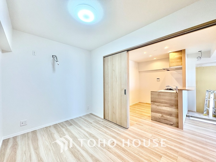 内装 【Breeze, green scent】澄み切った空気。移ろう季節の中、ゆっくりと流れる時間。幸せを噛みしめる穏やかな生活。