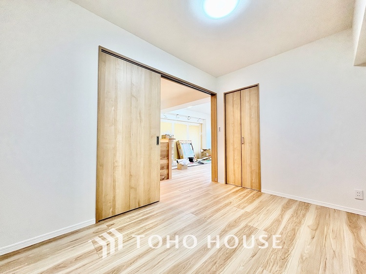 内装 【Breeze, green scent】澄み切った空気。移ろう季節の中、ゆっくりと流れる時間。幸せを噛みしめる穏やかな生活。