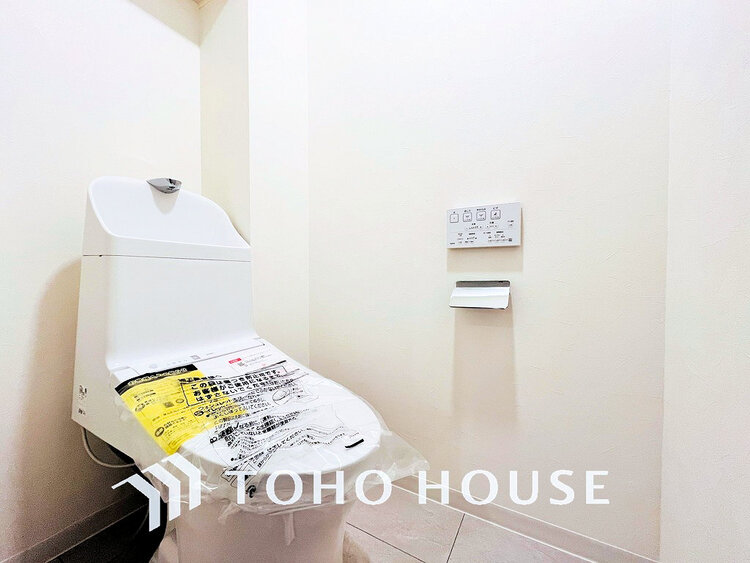 トイレ トイレには快適な温水洗浄便座付