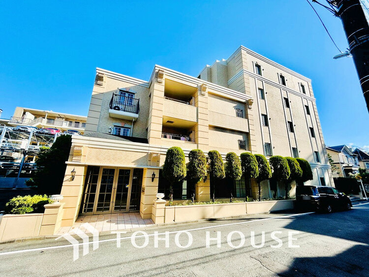 外観 〜大切なペットと暮らす生活〜ゆとりあるLDK約16帖〜南向きにつき陽当り良好〜