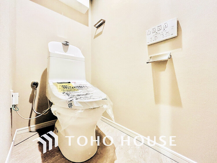 トイレ トイレには快適な温水洗浄便座付