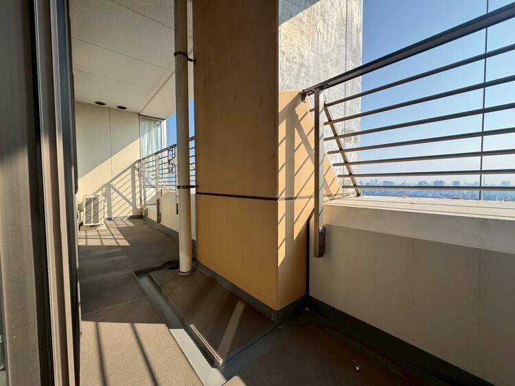 その他 朝の澄んだ空気や、夕方に吹く清々しい風を感じられるバルコニー。