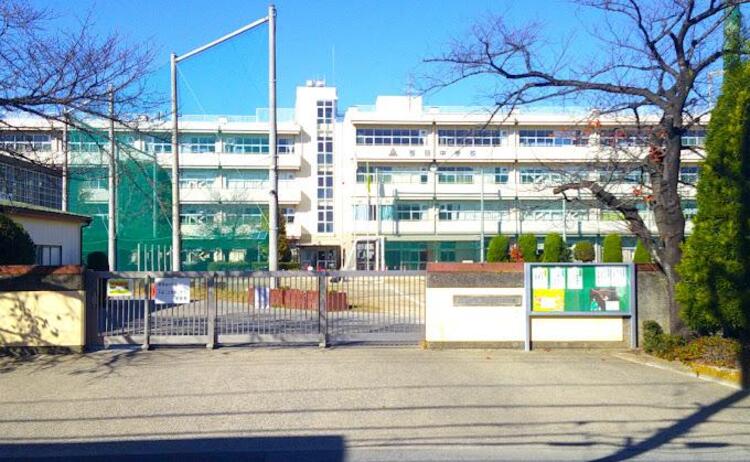 周辺 戸田市立笹目中学校