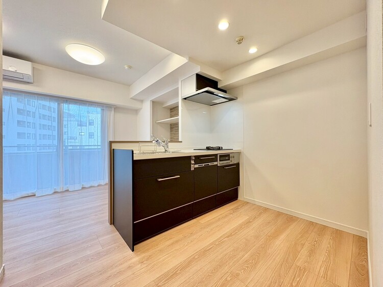 キッチン 洗練されたスタイリッシュなデザイン性と使いやすさを備えた仕様。