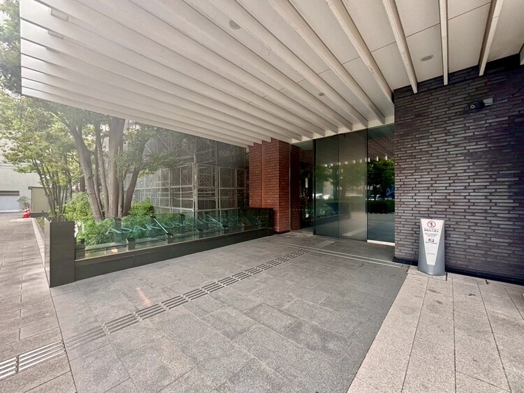 エントランス 上質感漂う玄関アプローチです。